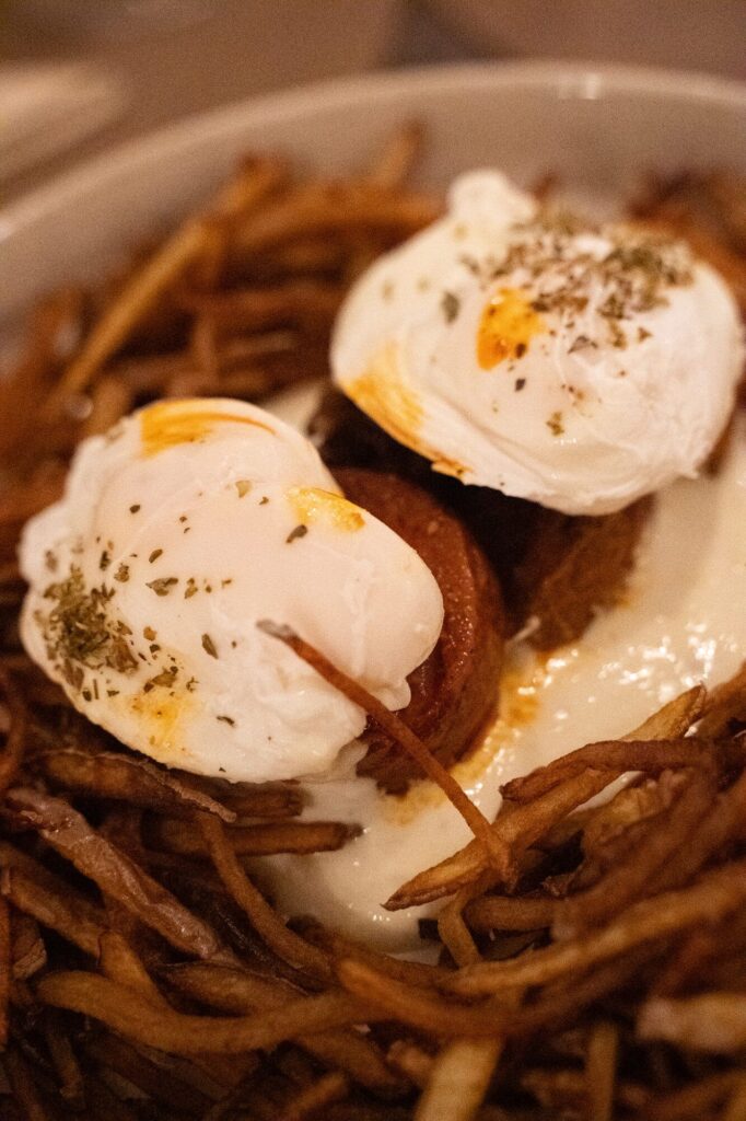 Tapa marinera en La Josefita, cocina con producto del mar en Ibiza